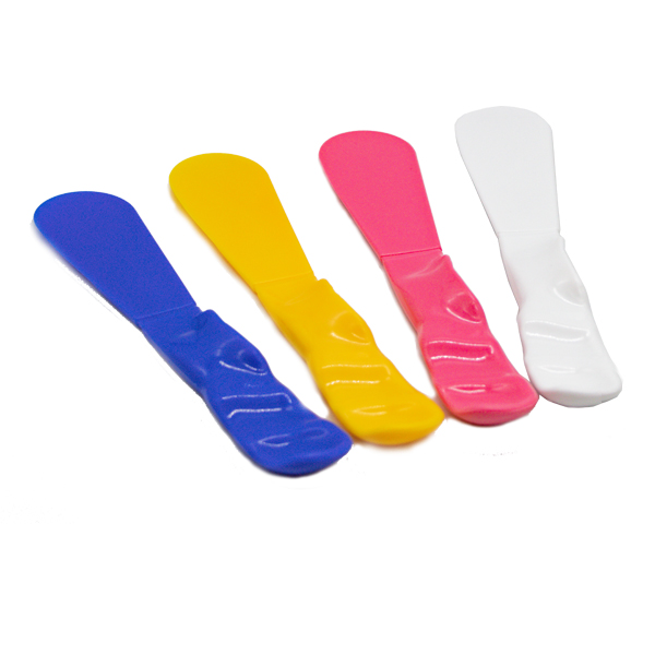   Espátula plástica con diseño ergonómico - x 1  Unidad - (Cotisen)